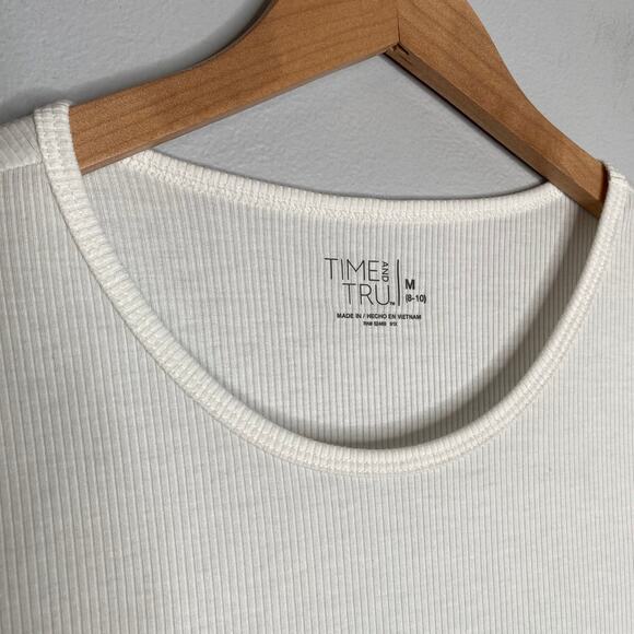 White Ruffle Edged Tee LAST CALL - Picture 2 of 4